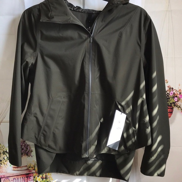 NWT DKOV LULULEMON EVERYDAY GETAWAY JACKET - - 10 - Picture 4 of 7